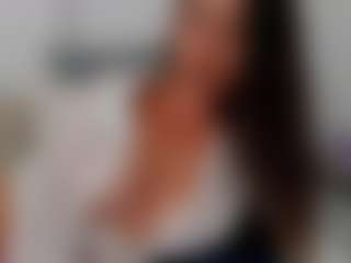 Live cam show with Nicole - Interactivetoy on Camming Site