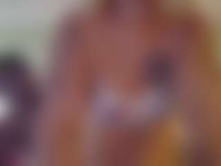 BlancaLaLatina's Live Sex Cam Show