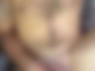zepipe17's Live Sex Cam Show