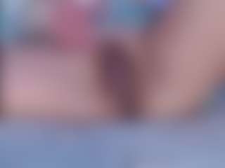Live cam show with SWEETPUSSY - Small Tits Mature on CamSodaAdn