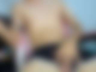 Live cam show with ethancoleeman - Brown Eyes on Camsoda