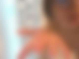 18perfecttits's Live Sex Cam Show
