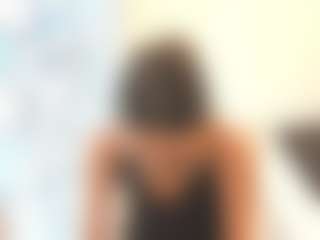 18perfecttits's Live Sex Cam Show