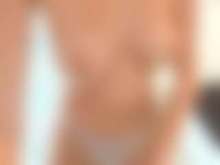 18perfecttits's Live Sex Cam Show