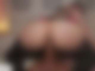itscammieee's Live Sex Cam Show