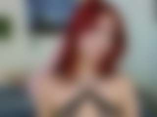 Live cam show with Mel - Fishnets on fuklive.com