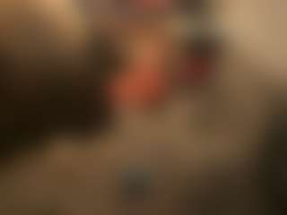 Live cam show with SlutViktoria - Dirty Talk on SquirtSoMuch