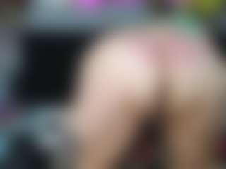 Live cam show with ThaliaTitis - Flashing on Camsoda