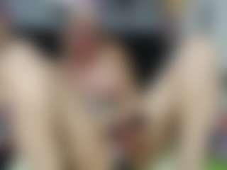 Live cam show with ThaliaTitis - Chubby on CSO-WL