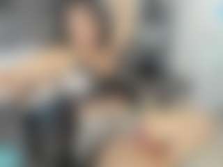 Live cam show with samyferrermature - Eating Pussy on CamClone