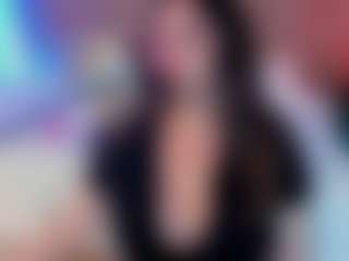 Karol-page MILF webcam performer live streaming