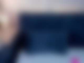 Live cam show with Linda - Legs on googirlz