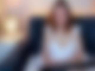 Live cam show with Linda - Legs on Camsoda