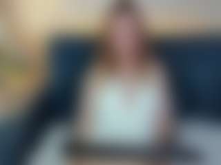 Live cam show with Linda - Doggy on Cam Slut