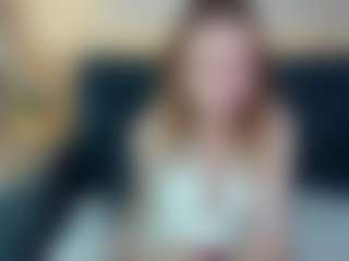 Live cam show with Linda - Gray Eyes on Camsoda