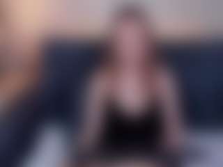 Live cam show with Linda - Blue Eyes on Big Tits