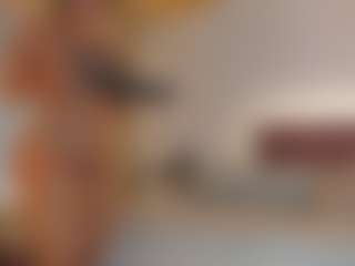 Live cam show with SunnyLeonz - Public on Adult Interactions