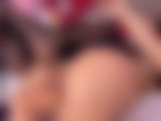 Live cam show with Crystallana - Mature on StripNow