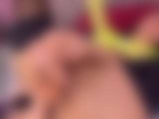 Live cam show with Crystallana - Wife on Camsoda