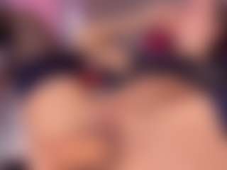 Live cam show with Crystallana - Wife on AdultVida.com