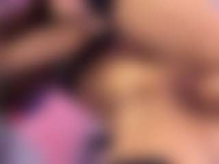 Live cam show with Crystallana - Longhair on slutload