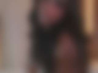 Live cam show with Soyalanaa - Implants on makecum.org