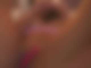 Soyalanaa's Live Sex Cam Show
