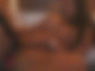 Live cam show with Soyalanaa - Dildo Or Vibrator on Gym Cam Girls