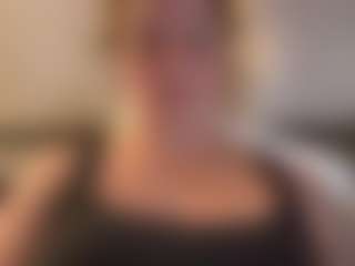 Live cam show with Pantiesofthefae - Big Tits on Gym Cam Girls