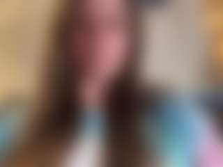 Pantiesofthefae MILF webcam performer live streaming