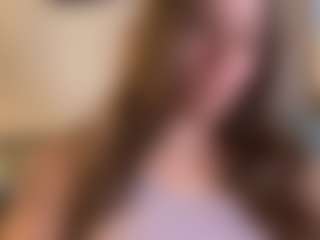 Live cam show with Pantiesofthefae - Brown Hair MILF on Camsoda