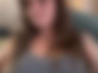 Live cam show with Pantiesofthefae - Teasing on SinfulBabes
