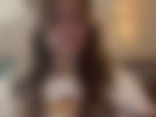 Live cam show with Pantiesofthefae - Teasing on Soda Cam