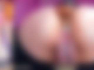 Live cam show with Miss Pawi - Machine on Camiplay Live