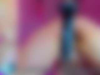 Live cam show with Miss Pawi - Amateur Mature on Hubzter Live