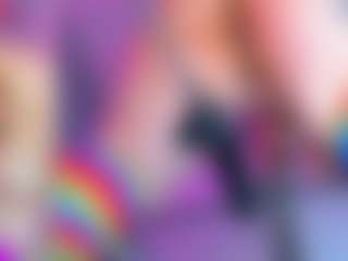 Spettacolo in cam dal vivo con Miss Pawi - Spank su Camsoda