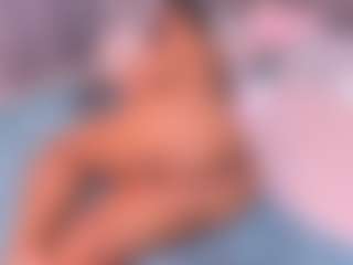 Live cam show with Indianajonness - Outside on Mixed Magazine Live