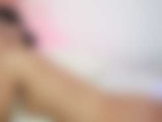 Live cam show with MaraMaxine - Flashing on Camsoda