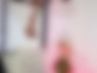 Live cam show with MaraMaxine - College on Camsoda