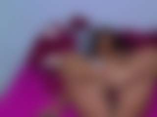 Live cam show with charlote-sweett - Interactivetoy on madthumbs