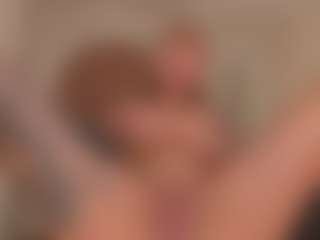 Live cam show with MollySunders - Flashing on CamwithHer