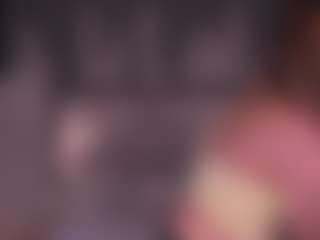 Live cam show with MollySunders - Blonde Hair on Mixed Magazine Live