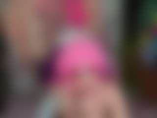 Live cam show with Saramoon97 - Small Ass on Dolls Live