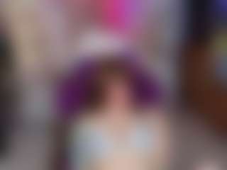 Live cam show with Saramoon97 - Red Hair Fetish on luckytryst.com