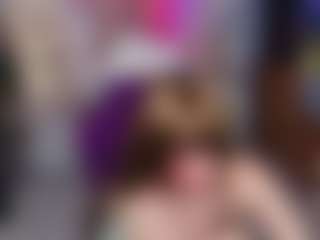 Live cam show with Saramoon97 - Red Hair on Stripli.com