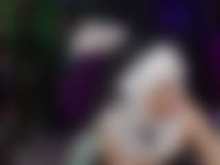 Live cam show with Saramoon97 - Thong on WildCum