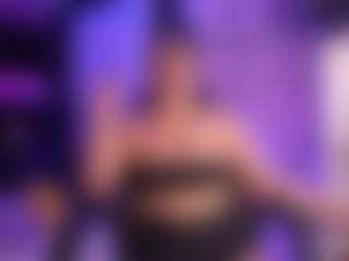 Live cam show with MadiieBlosom - New White on camwithhim.com | colombia
