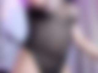 ehily-ts's Live Sex Cam Show