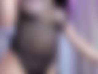 ehily-ts's Live Sex Cam Show