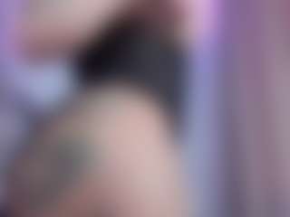 ehily-ts's Live Sex Cam Show